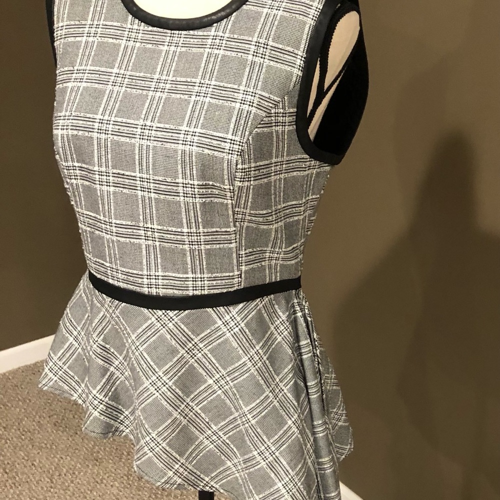 BCBG size M